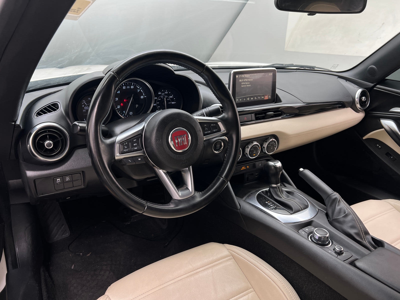 Thumbnail: 2019 Fiat 124 Spider - 2