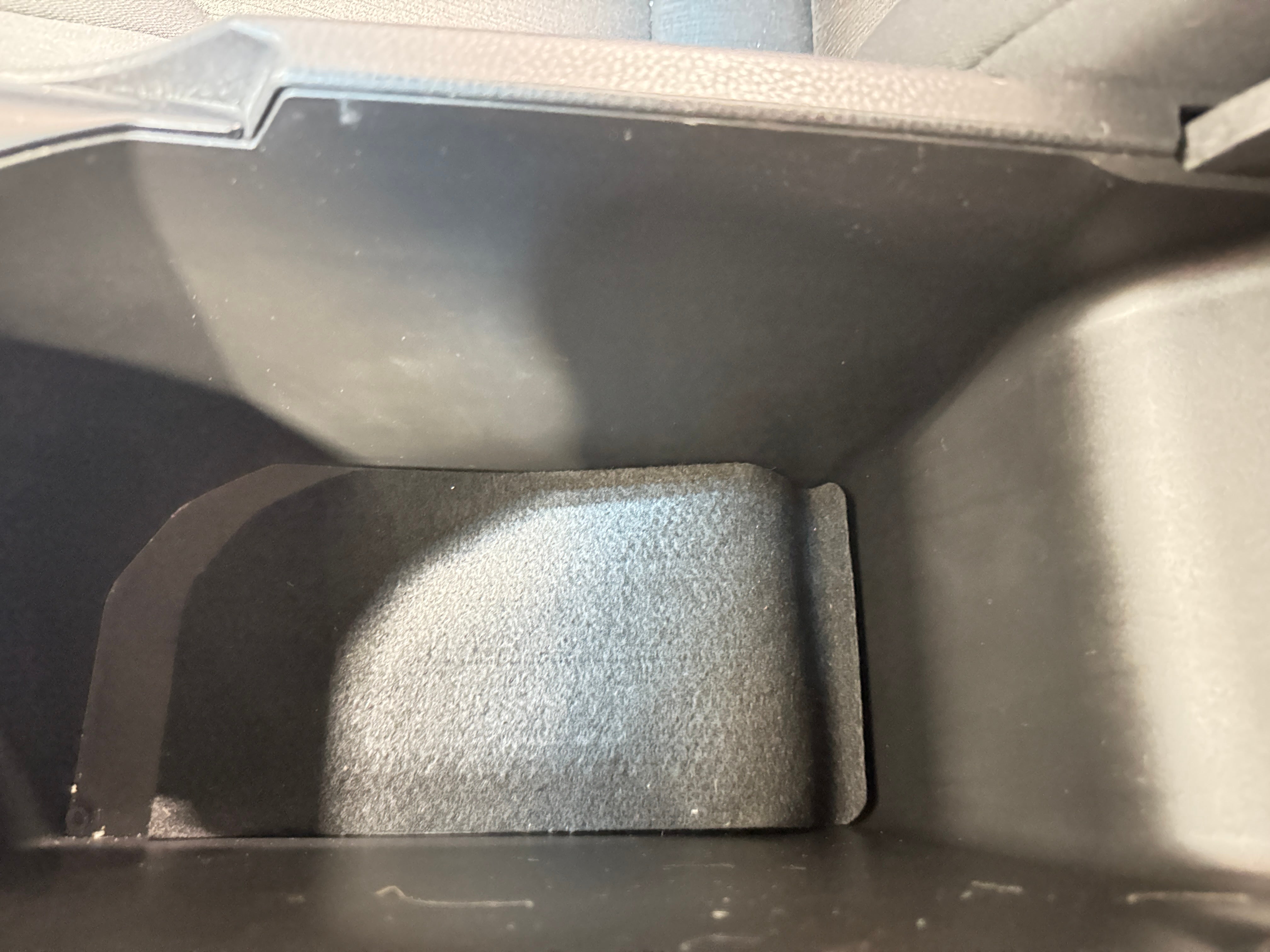 2018 Toyota Camry LE - Photo 15