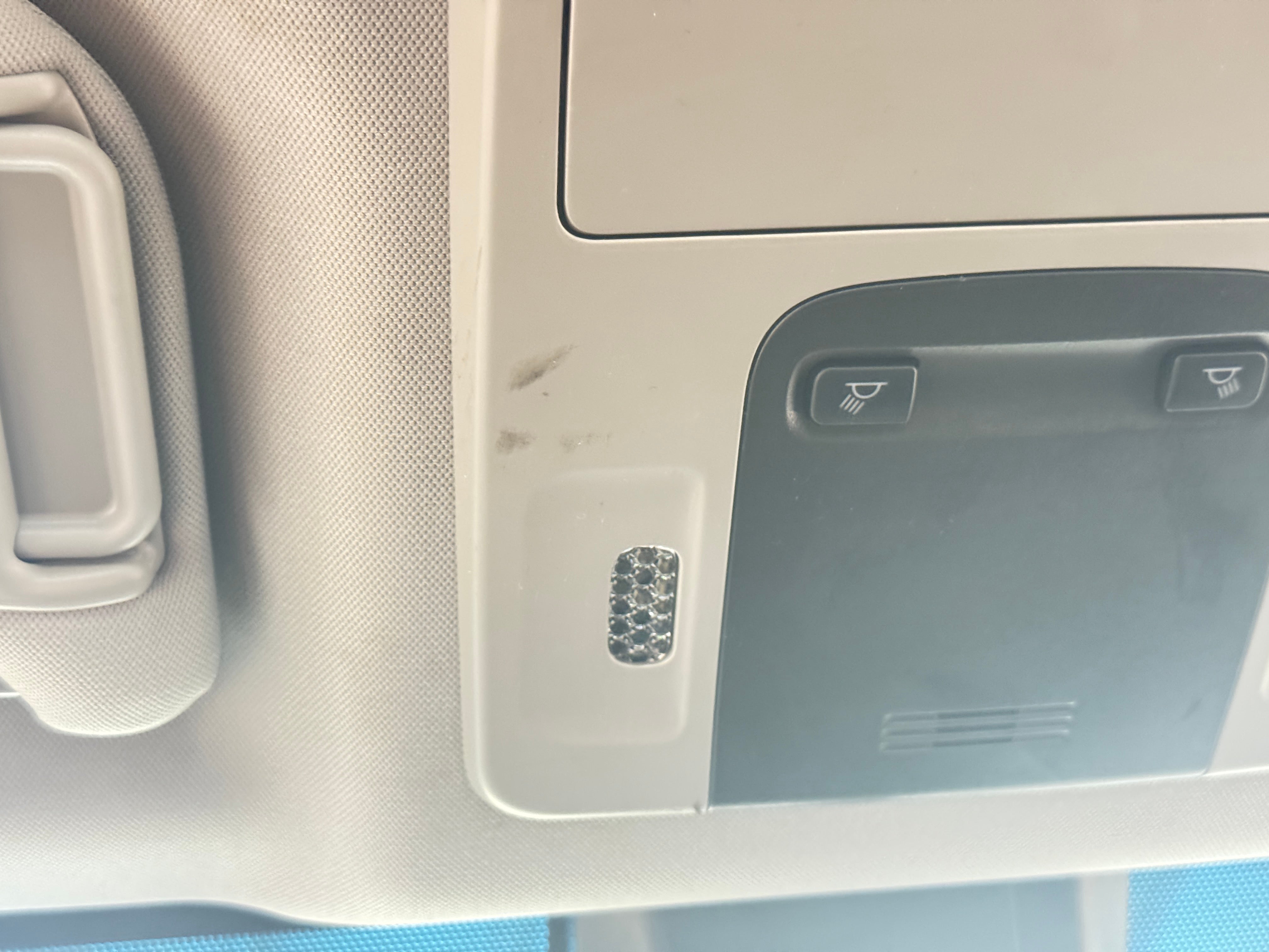 2018 Toyota Camry LE - Photo 21