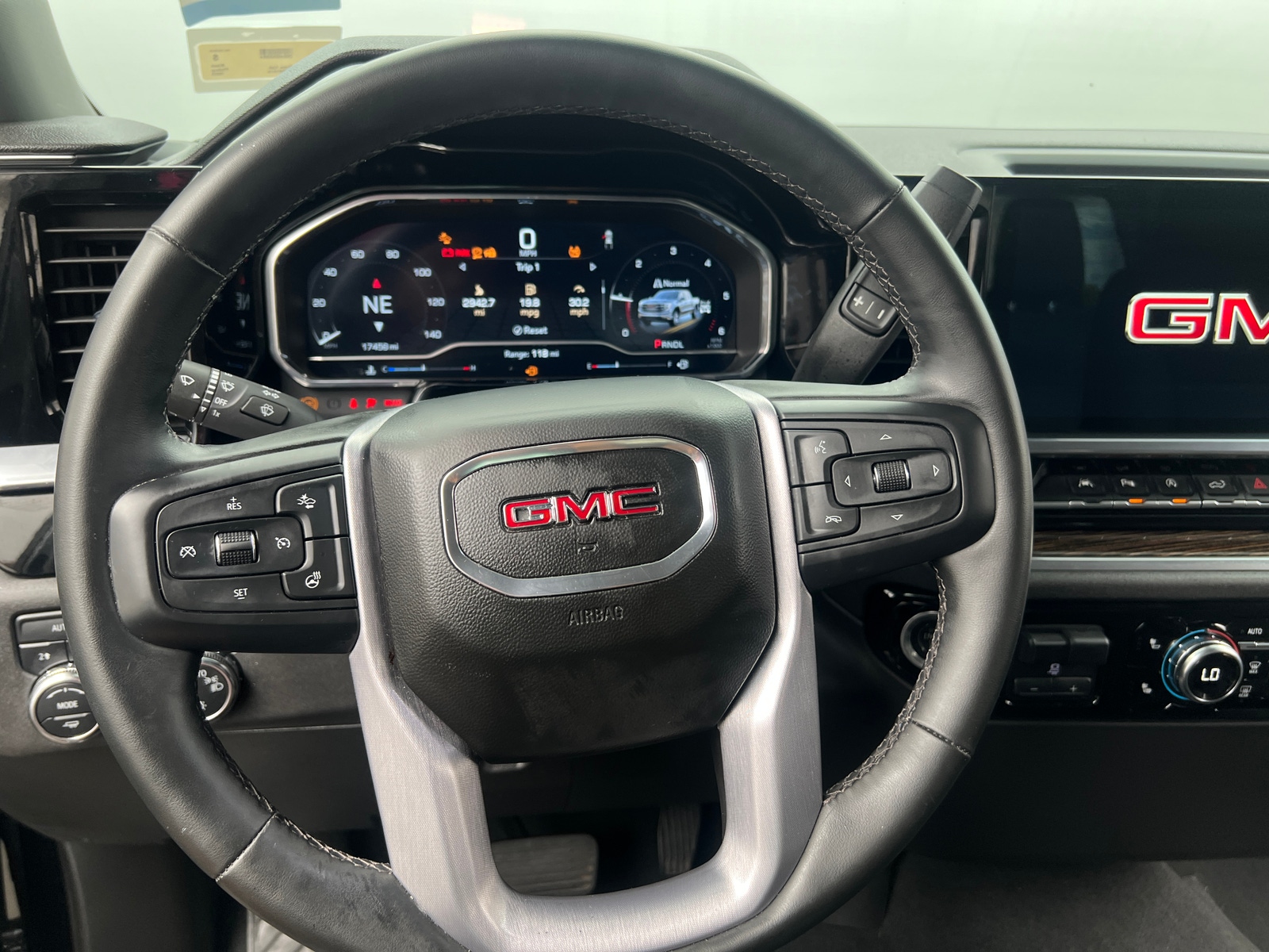 Thumbnail: 2023 GMC Sierra 1500 - 5