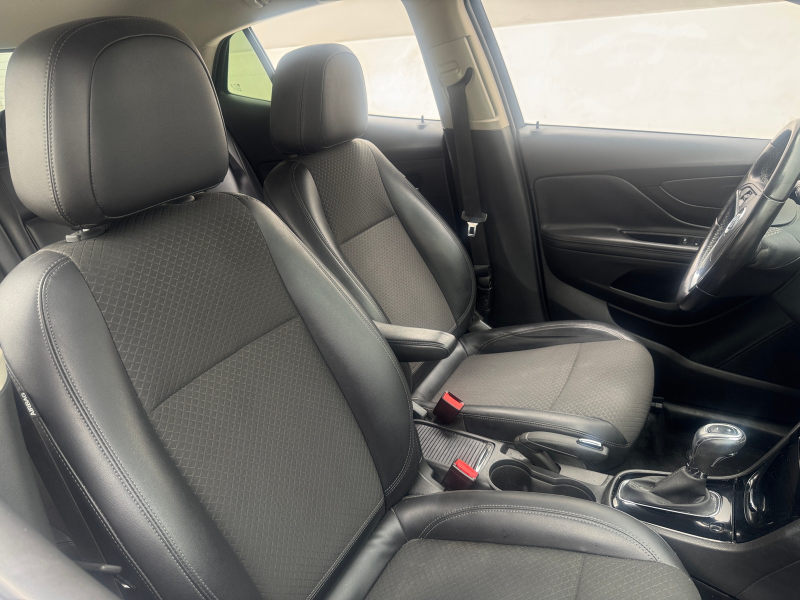 Thumbnail: 2019 Buick Encore - 2