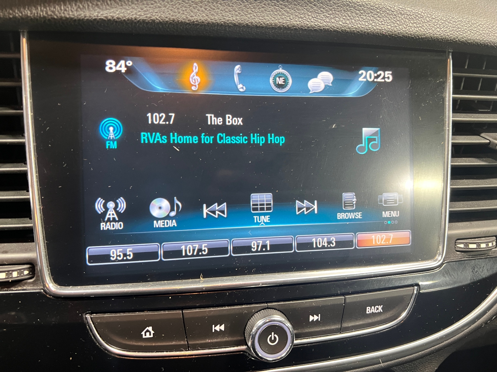 Thumbnail: 2019 Buick Encore - 4