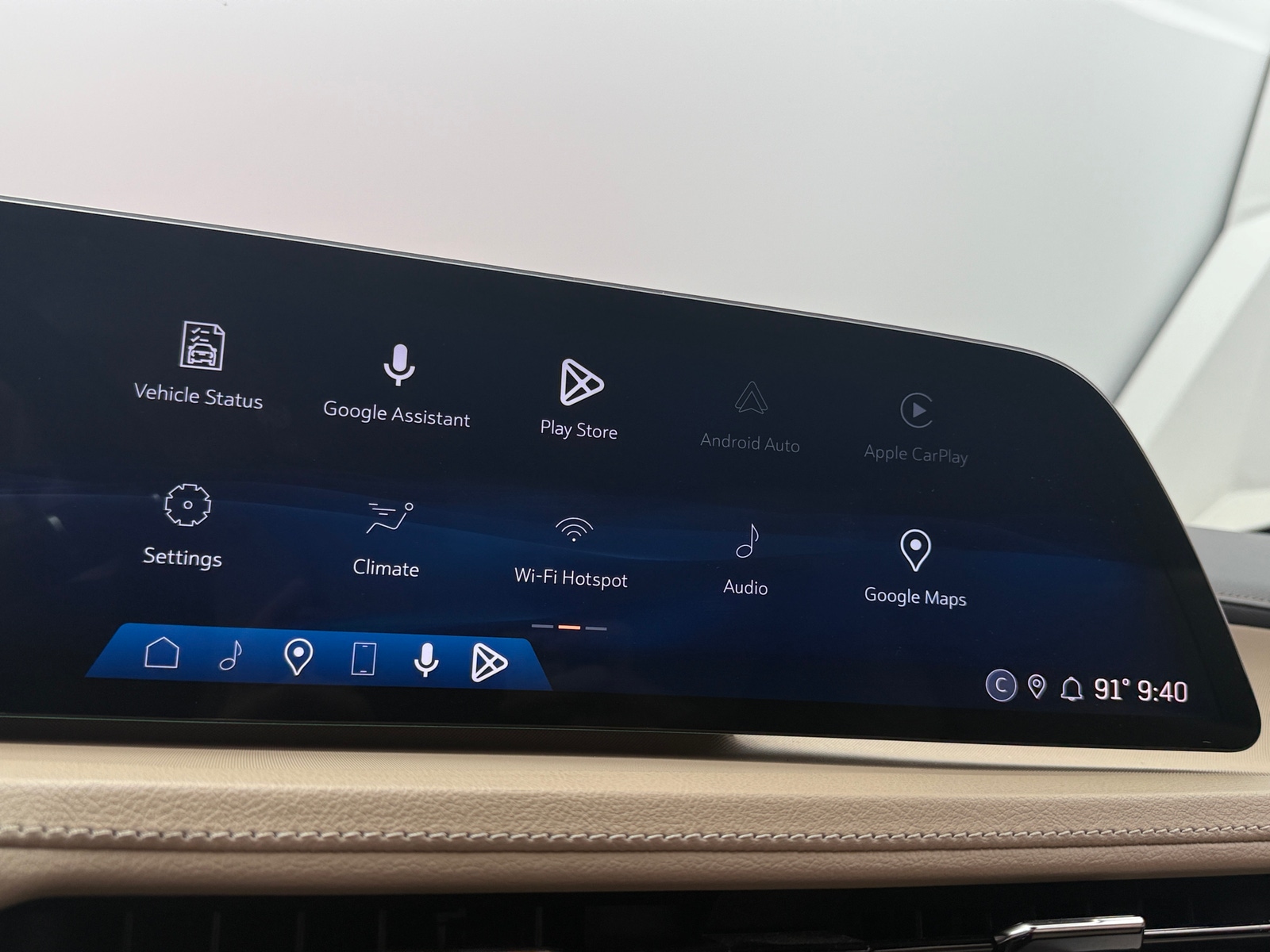 Thumbnail: 2024 Cadillac XT4 - 3