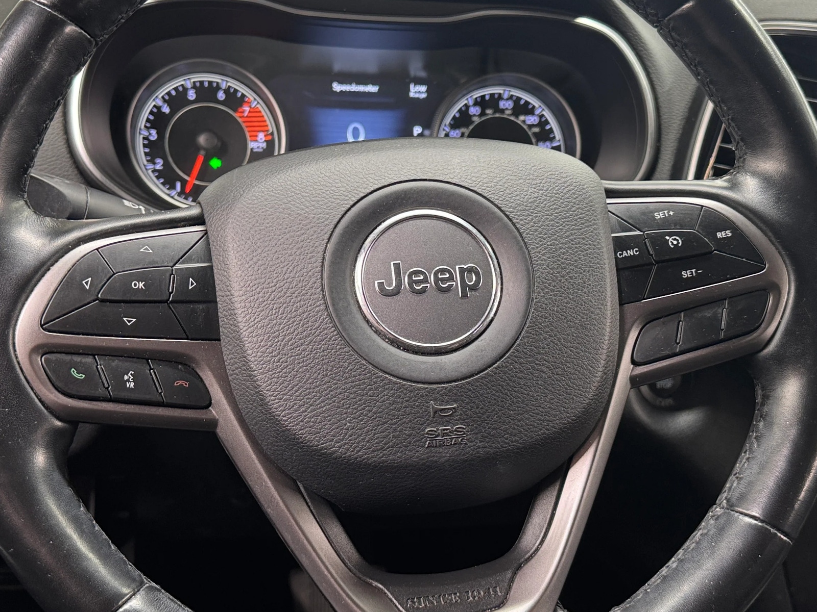 Thumbnail: 2020 Jeep Cherokee - 4