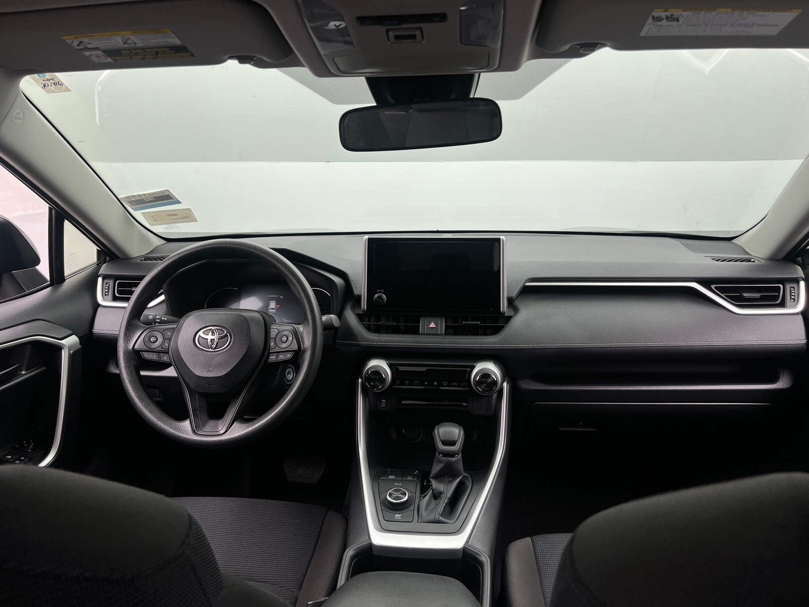 Thumbnail: 2025 Toyota RAV4 - 3