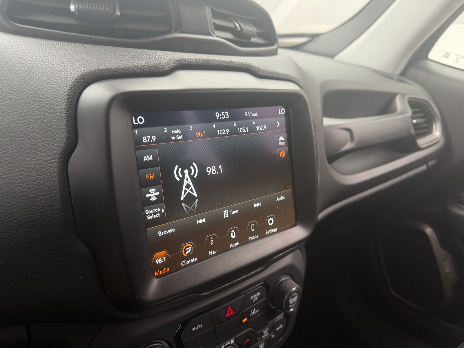 Thumbnail: 2022 Jeep Renegade - 4