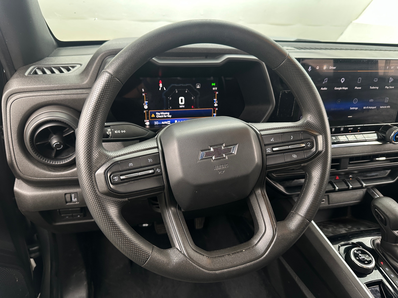 Thumbnail: 2023 Chevrolet Colorado - 5