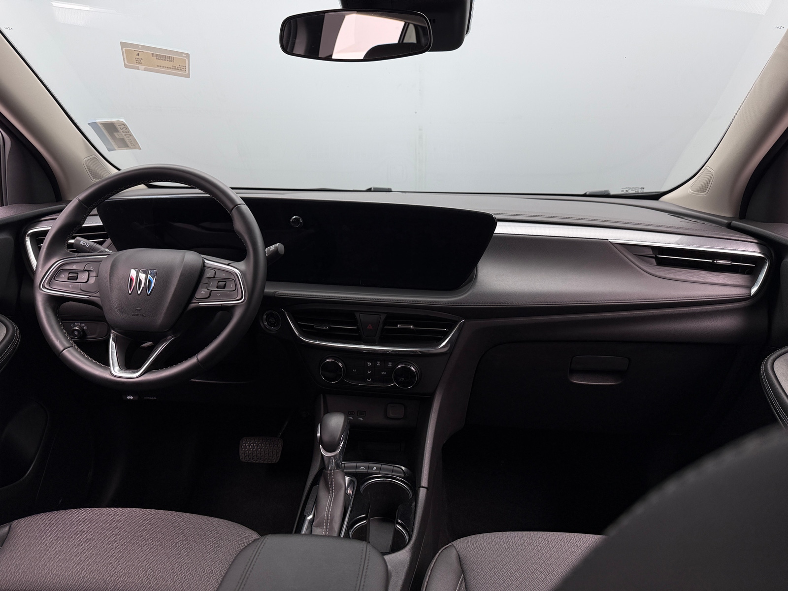 Thumbnail: 2025 Buick Encore GX - 3