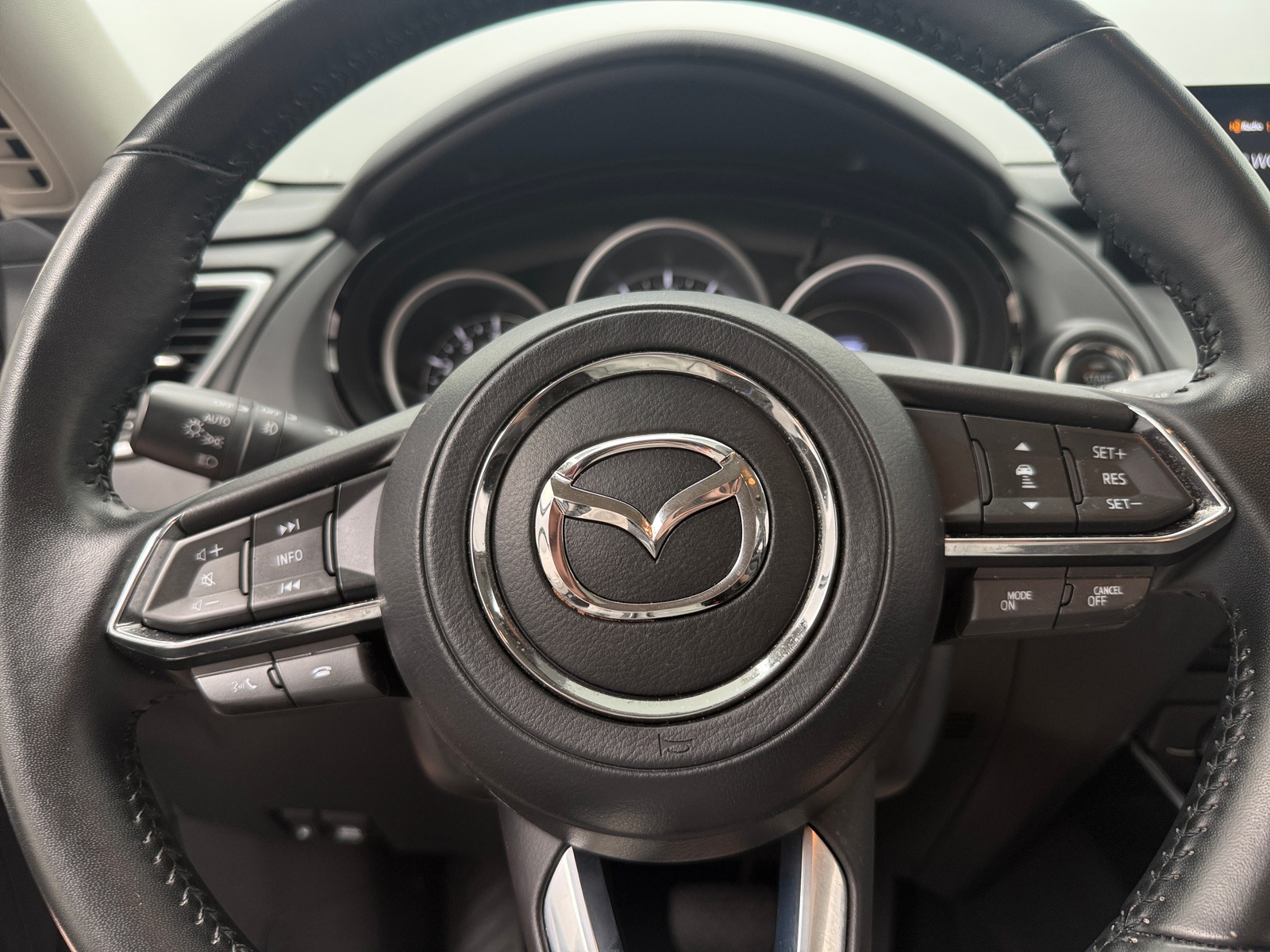 Thumbnail: 2023 Mazda CX-9 - 4
