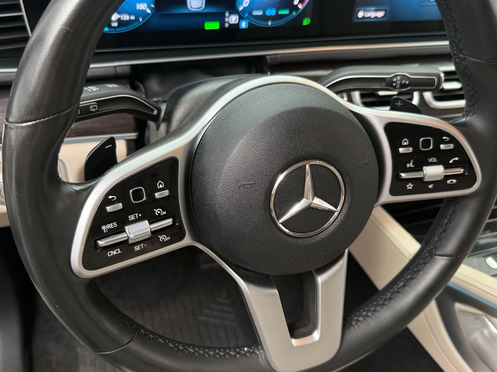 Thumbnail: 2021 Mercedes-Benz GLE - 4