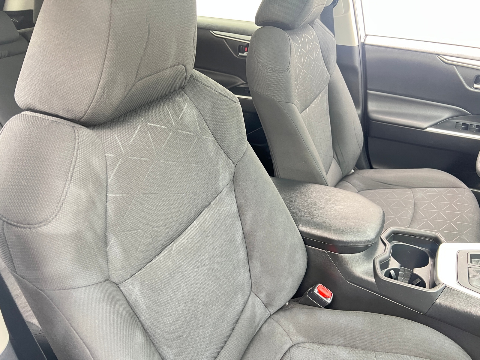 Thumbnail: 2021 Toyota RAV4 - 2