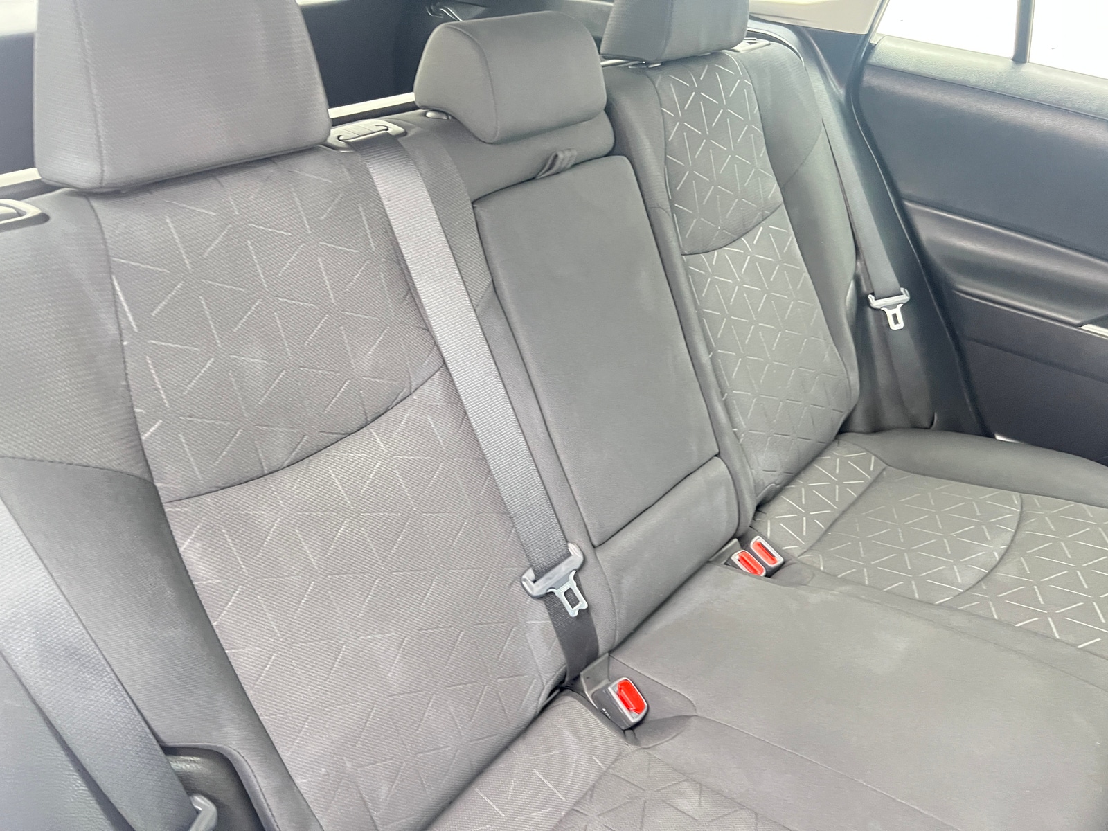 Thumbnail: 2021 Toyota RAV4 - 6