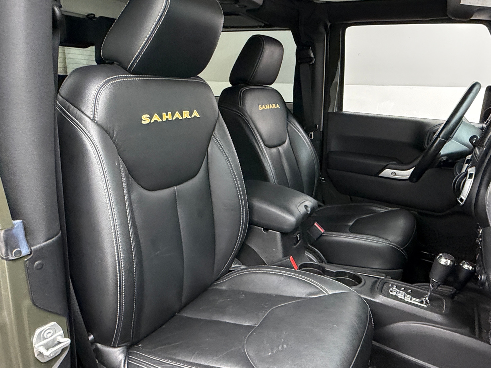 Thumbnail: 2015 Jeep Wrangler - 2