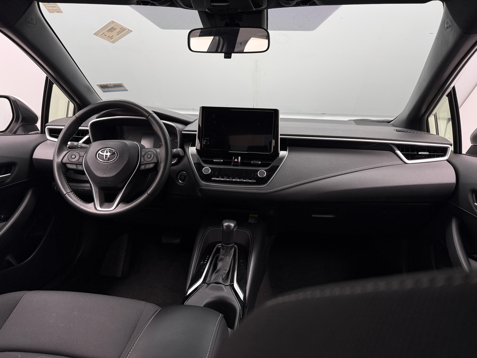 Thumbnail: 2025 Toyota Corolla - 3
