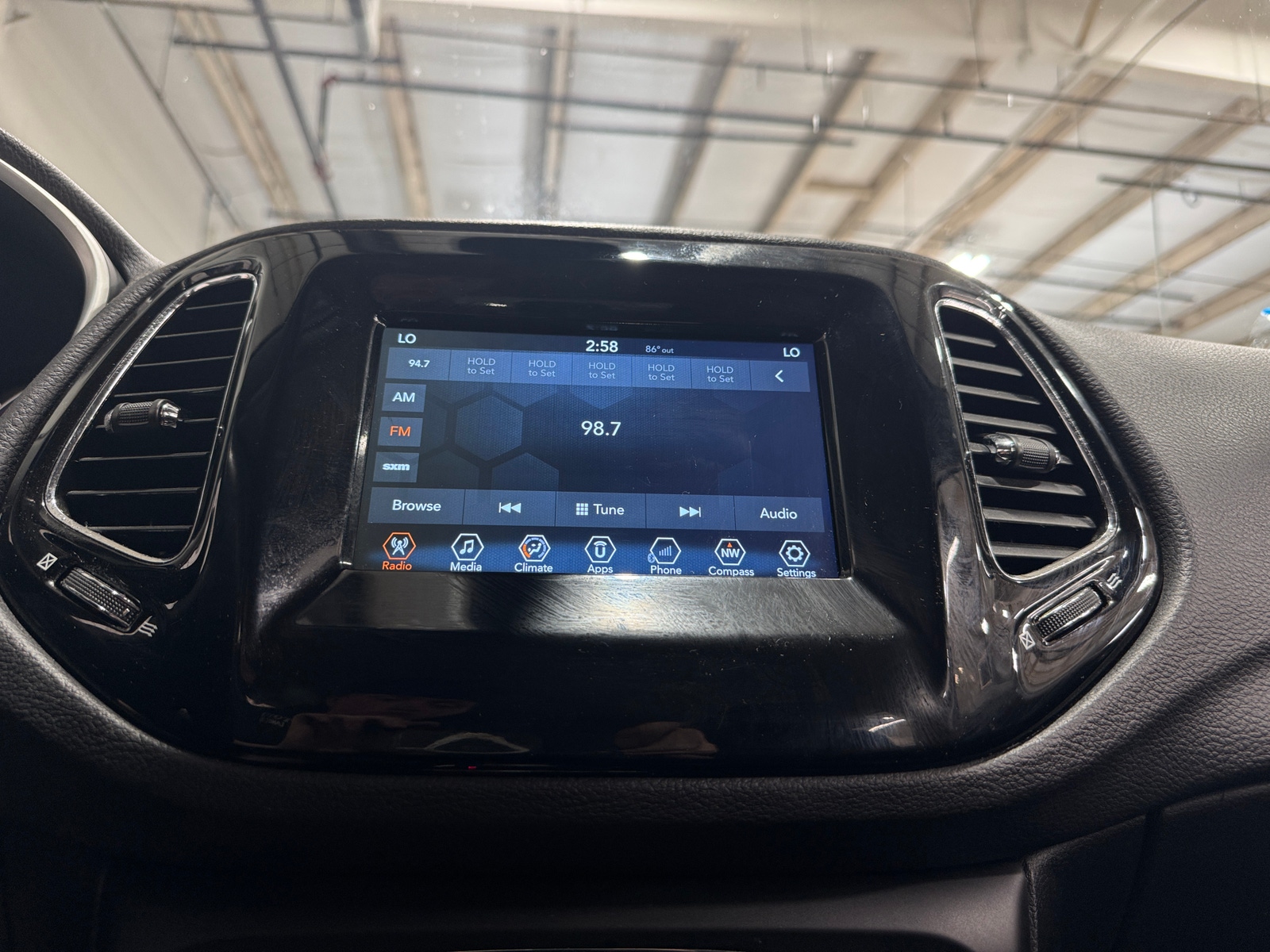 Thumbnail: 2018 Jeep Compass - 4