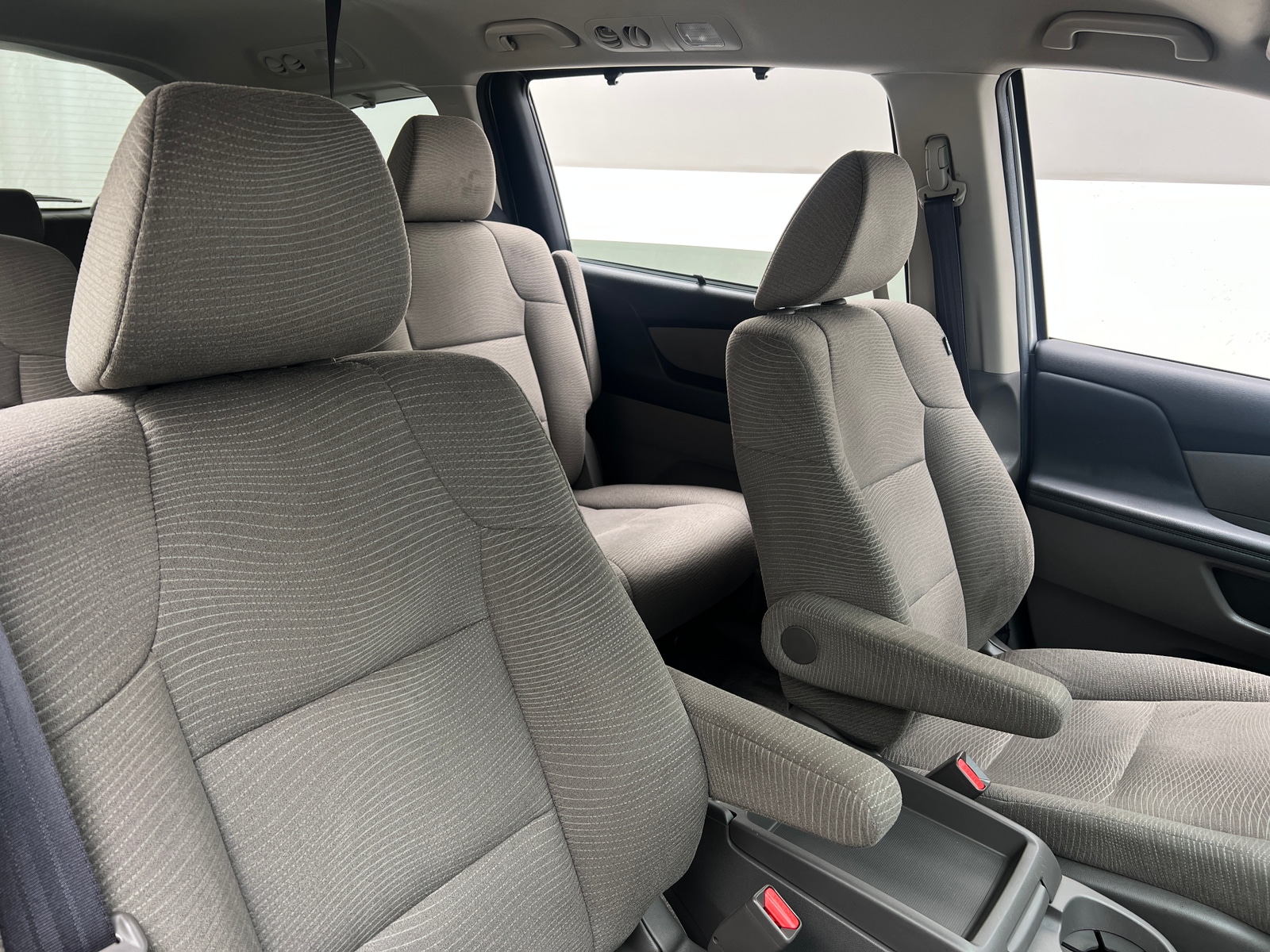 Thumbnail: 2013 Honda Odyssey - 2