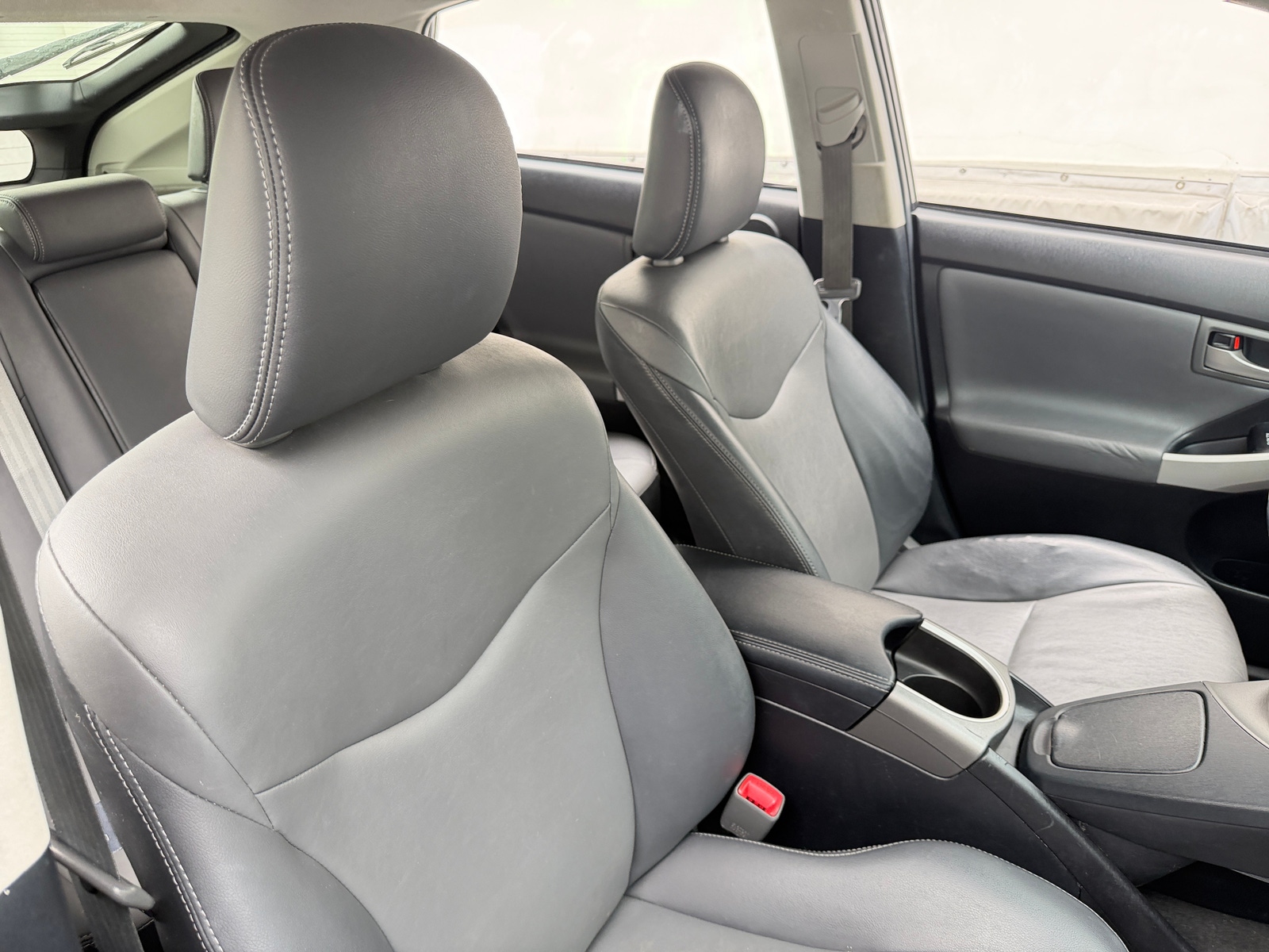 Thumbnail: 2013 Toyota Prius - 2