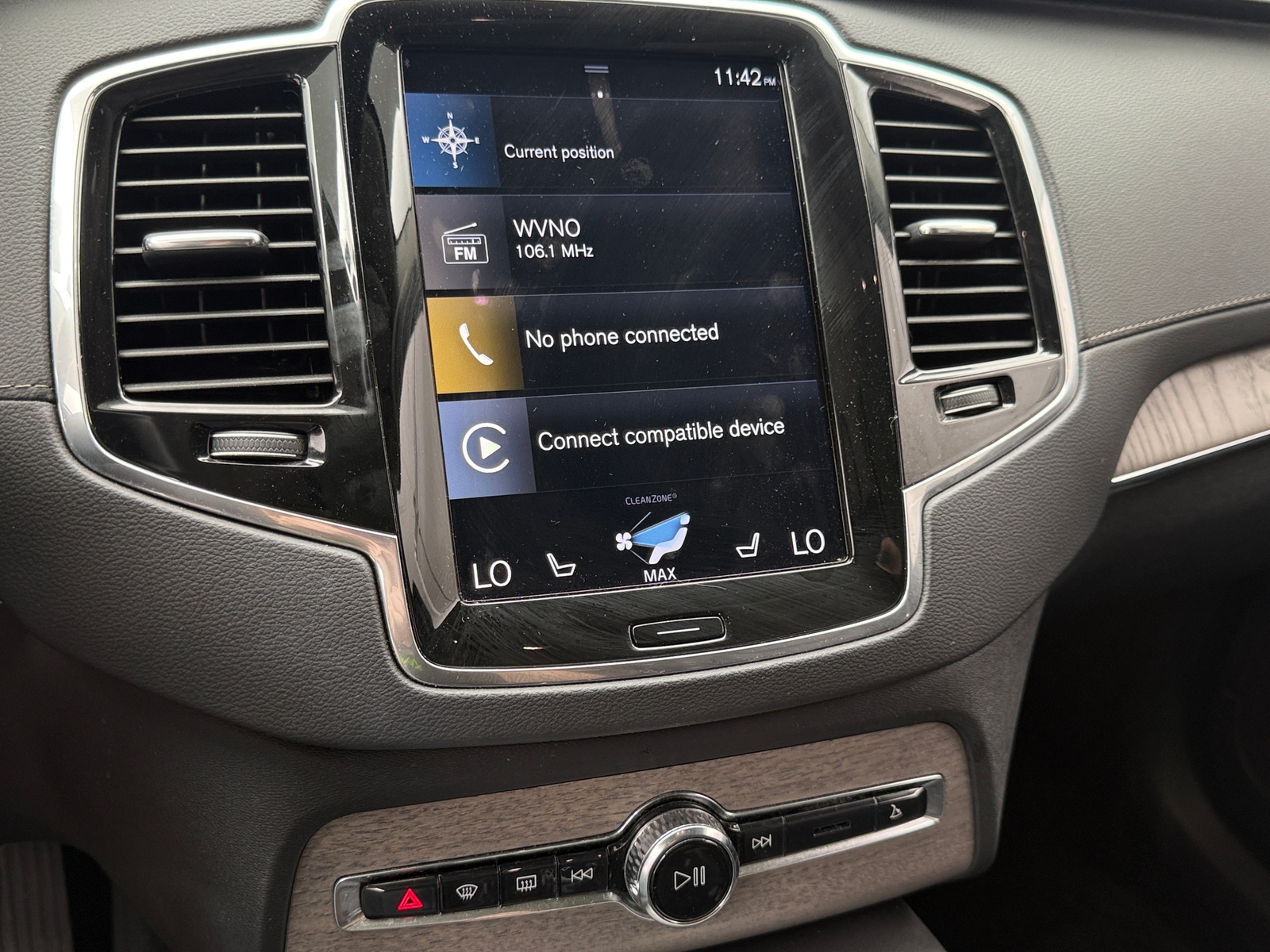 Thumbnail: 2021 Volvo XC90 - 3