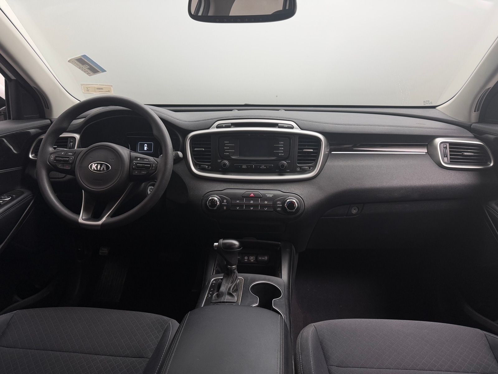 Thumbnail: 2018 Kia Sorento - 3