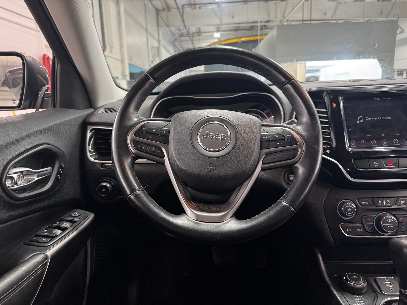 Thumbnail: 2019 Jeep Cherokee - 4