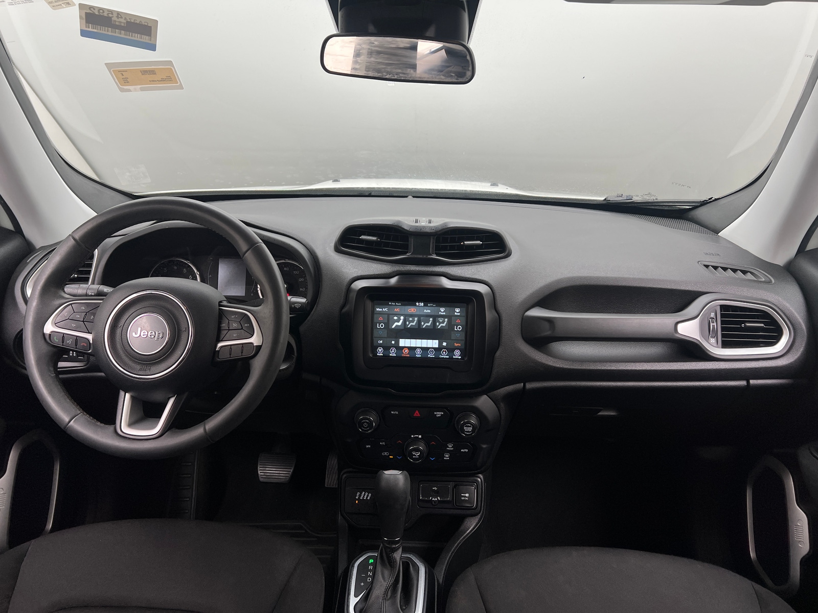 Thumbnail: 2018 Jeep Renegade - 3