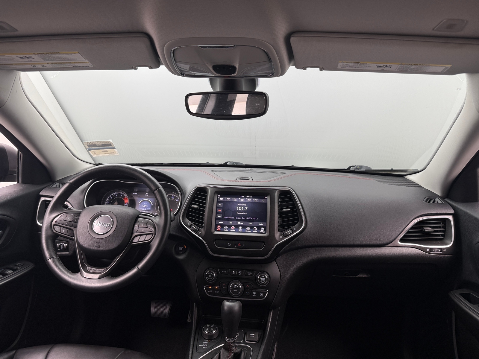 Thumbnail: 2019 Jeep Cherokee - 3