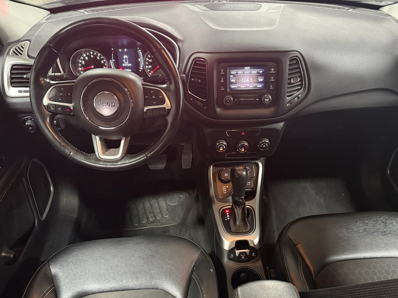 Thumbnail: 2018 Jeep Compass - 3