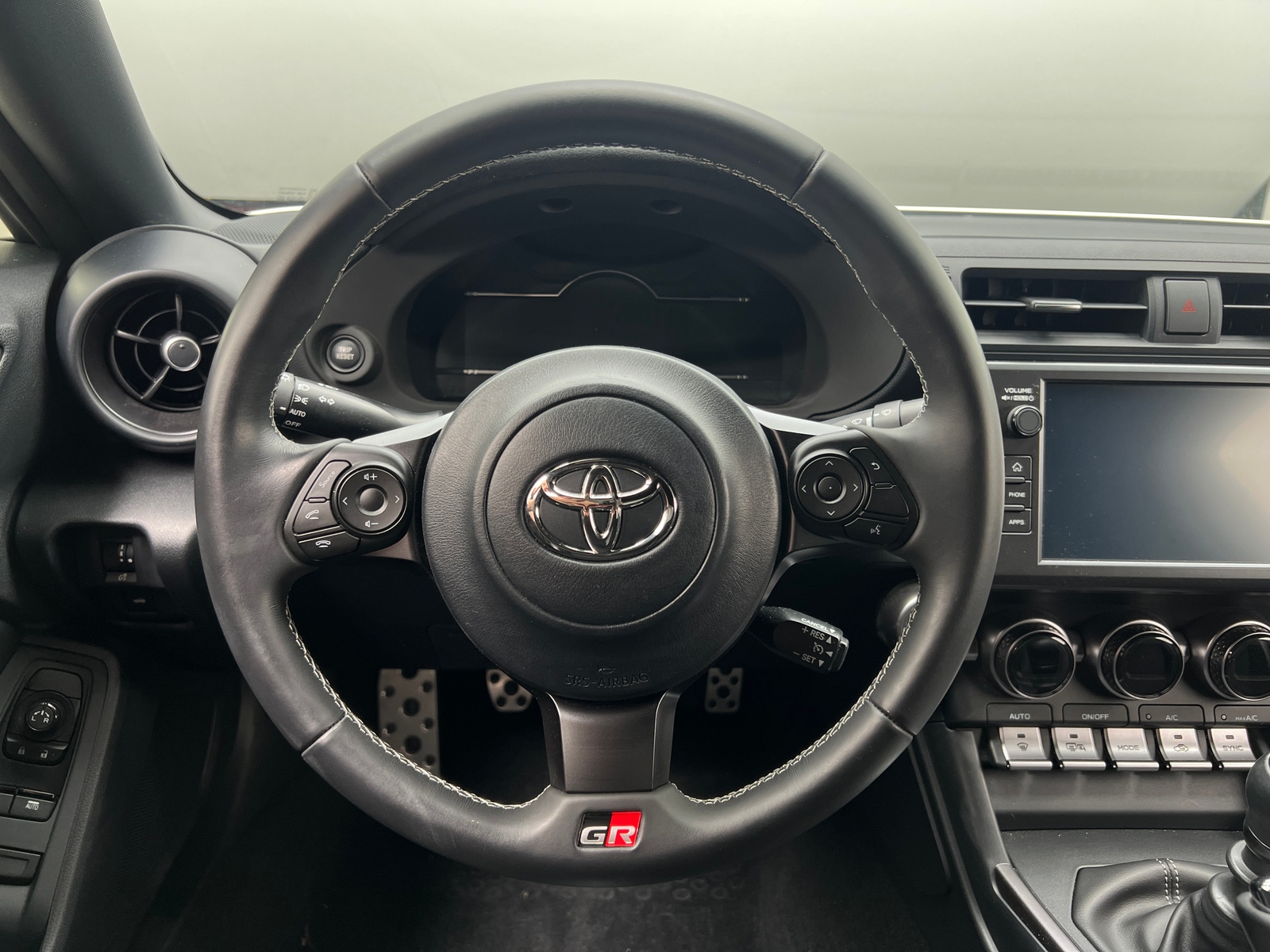 Thumbnail: 2023 Toyota GR86 - 4