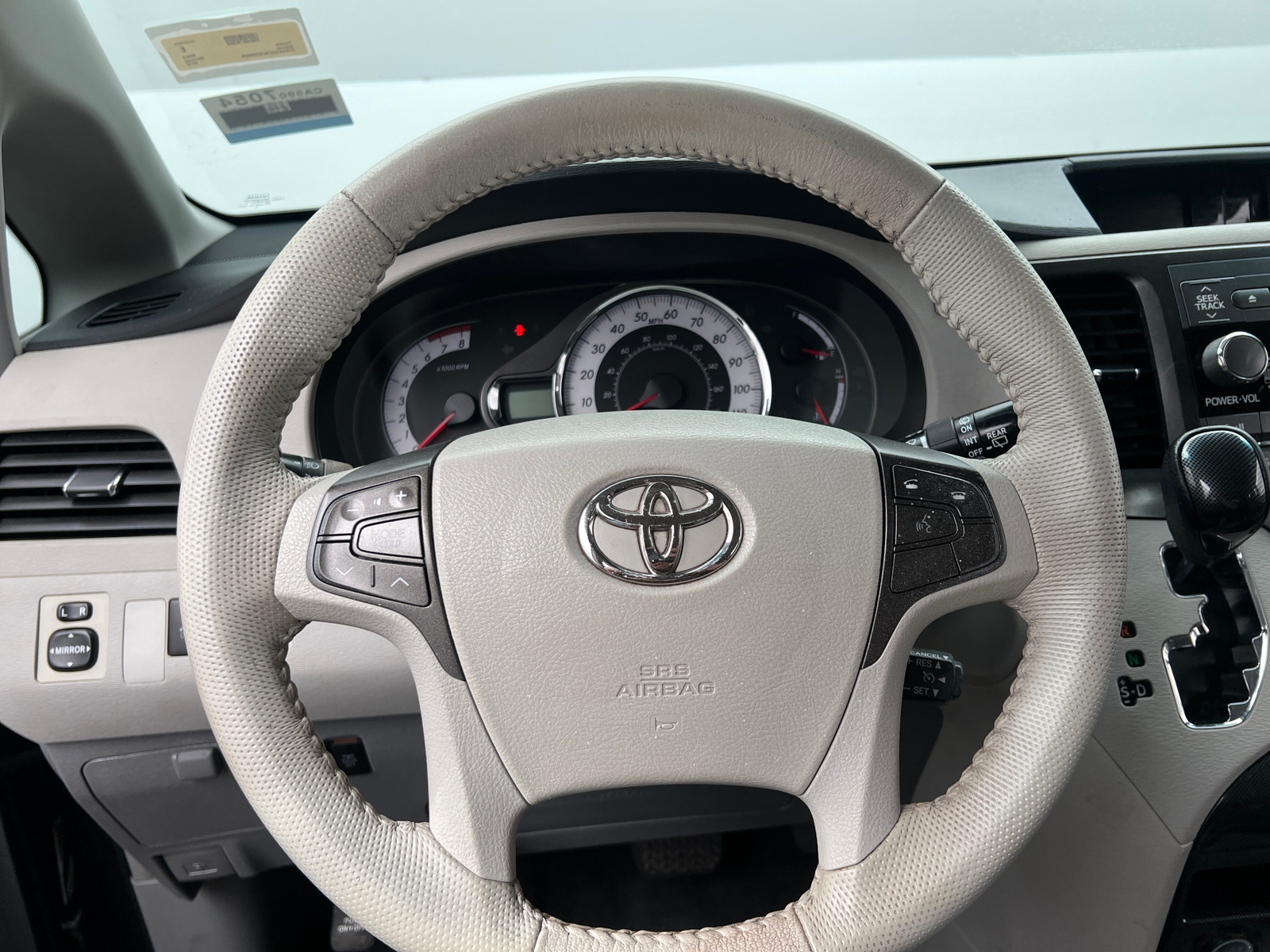 Thumbnail: 2012 Toyota Sienna - 5