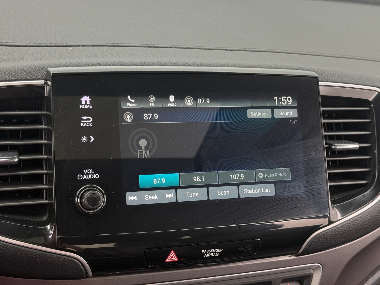 Thumbnail: 2023 Honda Passport - 3