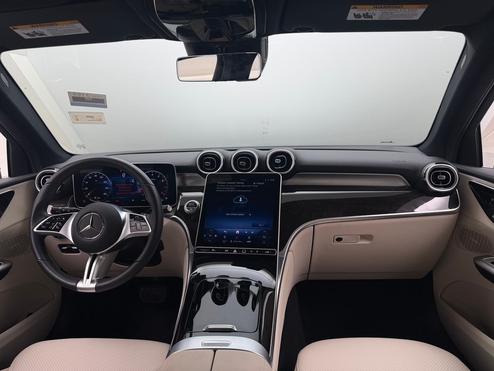 Thumbnail: 2025 Mercedes-Benz GLC - 2