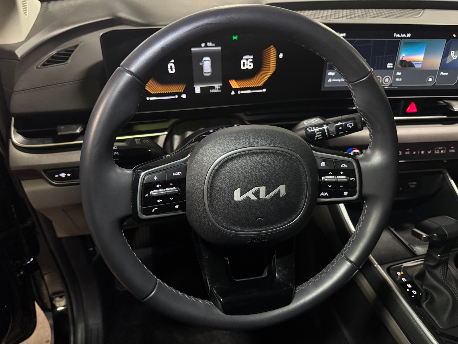 Thumbnail: 2025 Kia Carnival - 4