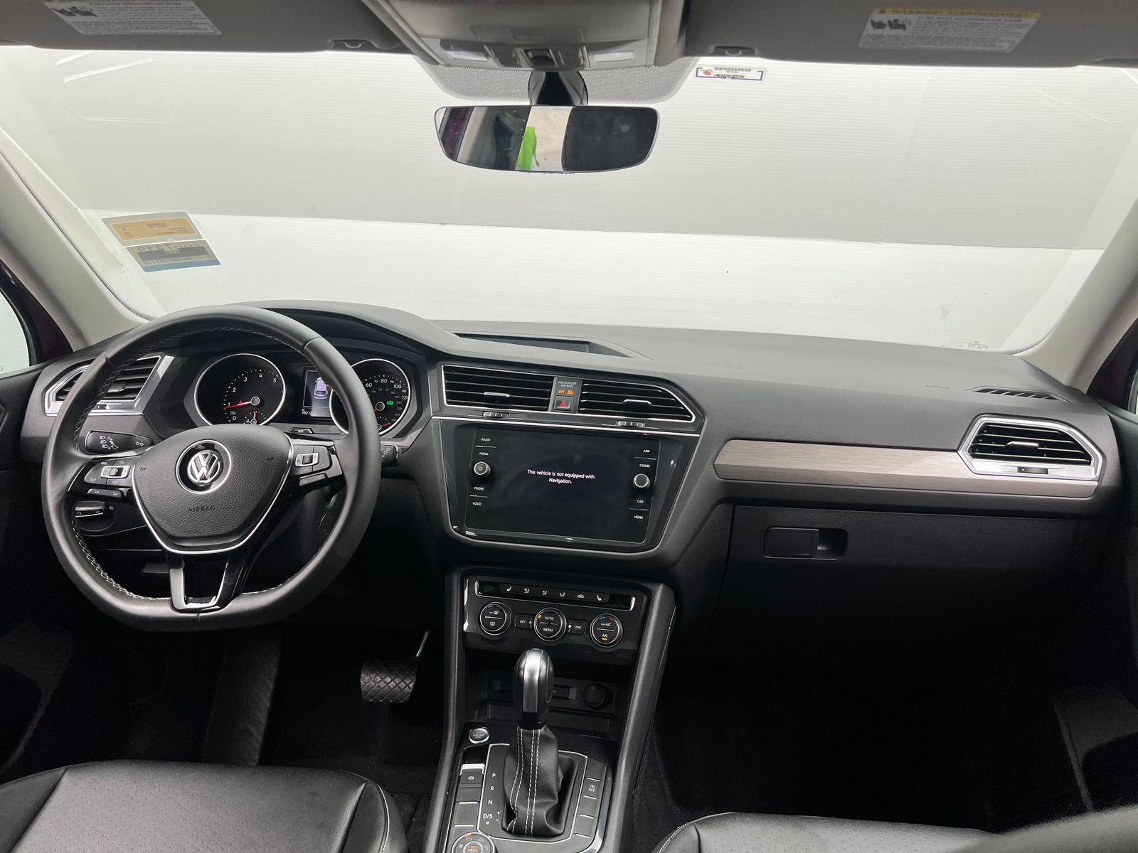 Thumbnail: 2021 Volkswagen Tiguan - 2