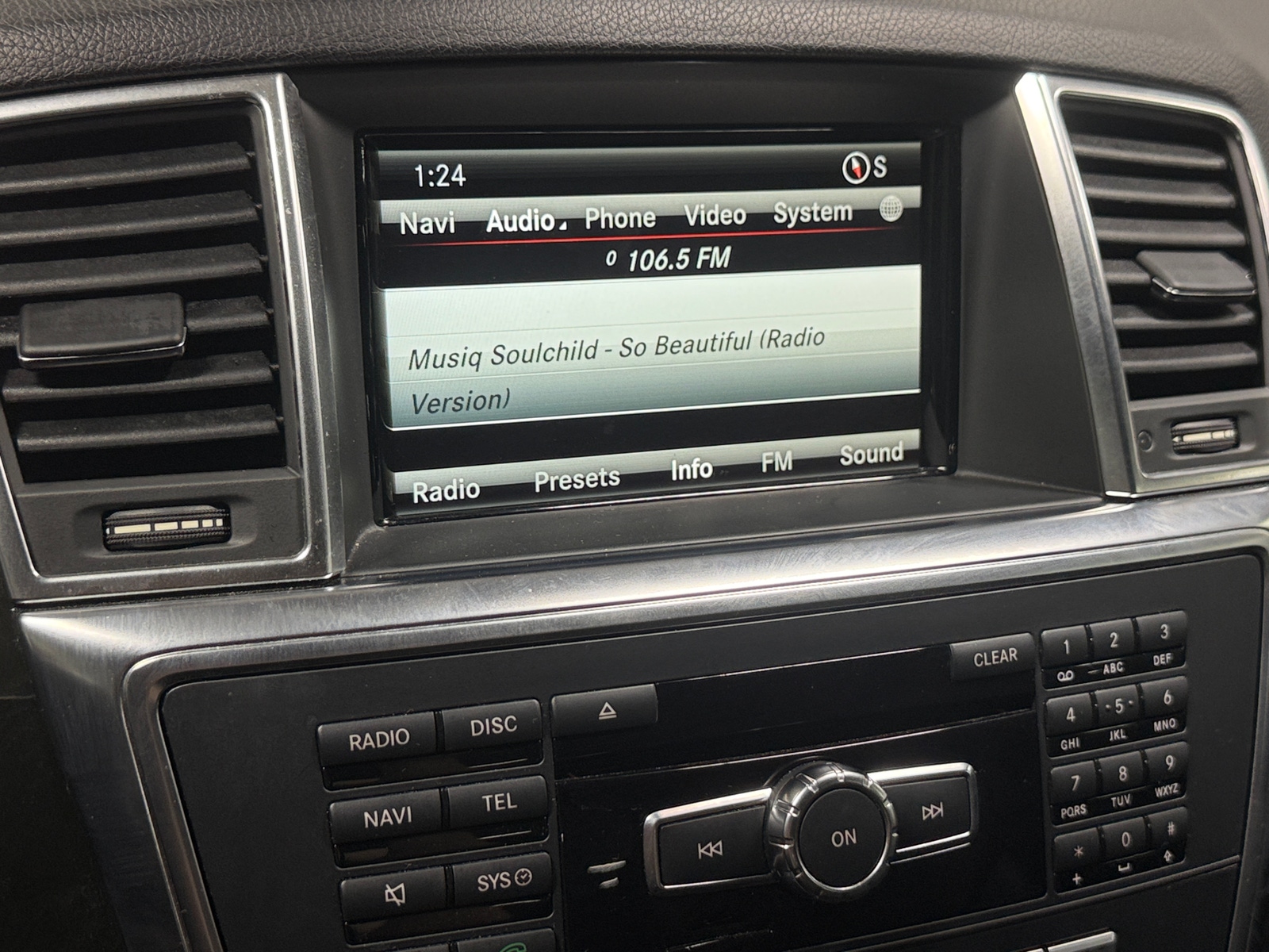 Thumbnail: 2015 Mercedes-Benz M-Class - 3