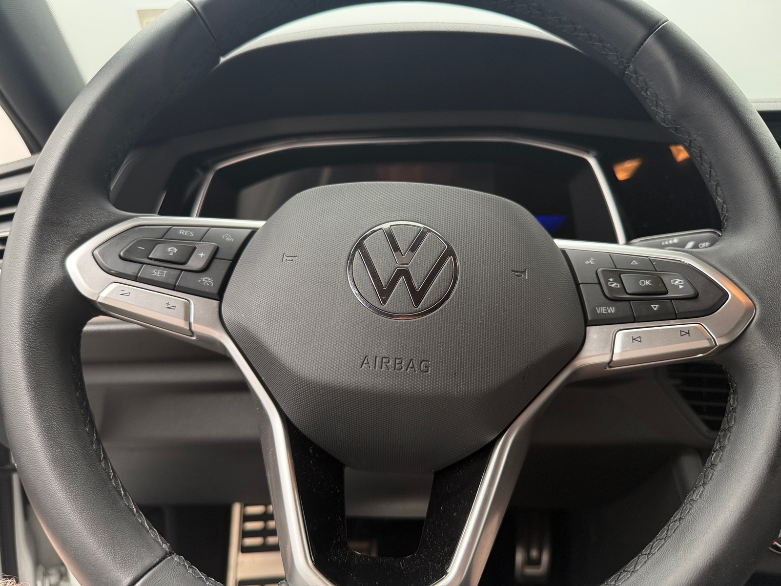 Thumbnail: 2024 Volkswagen Jetta - 5
