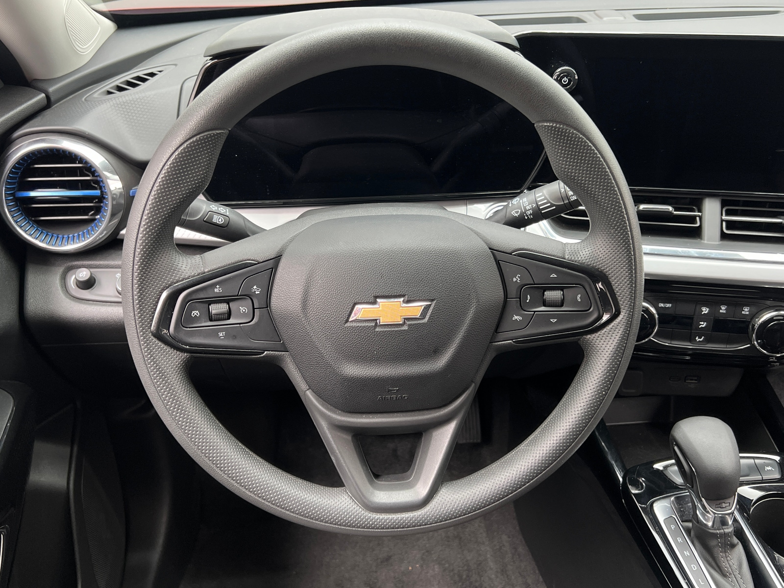 Thumbnail: 2025 Chevrolet Trax - 5