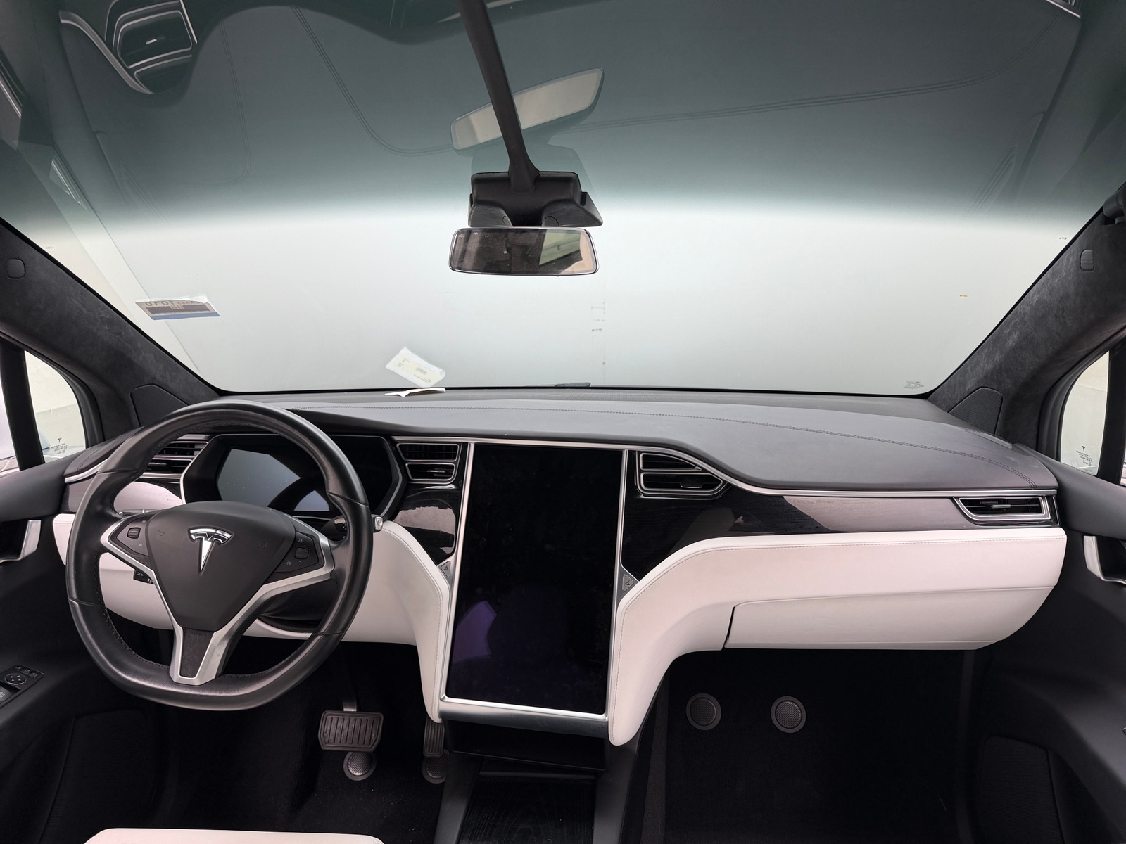 Thumbnail: 2017 Tesla Model X - 2