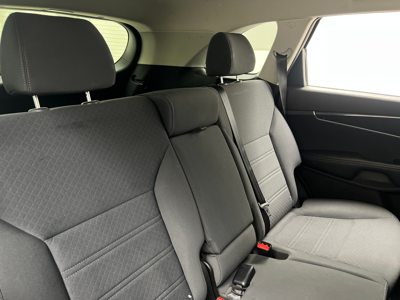 Thumbnail: 2016 Kia Sorento - 6