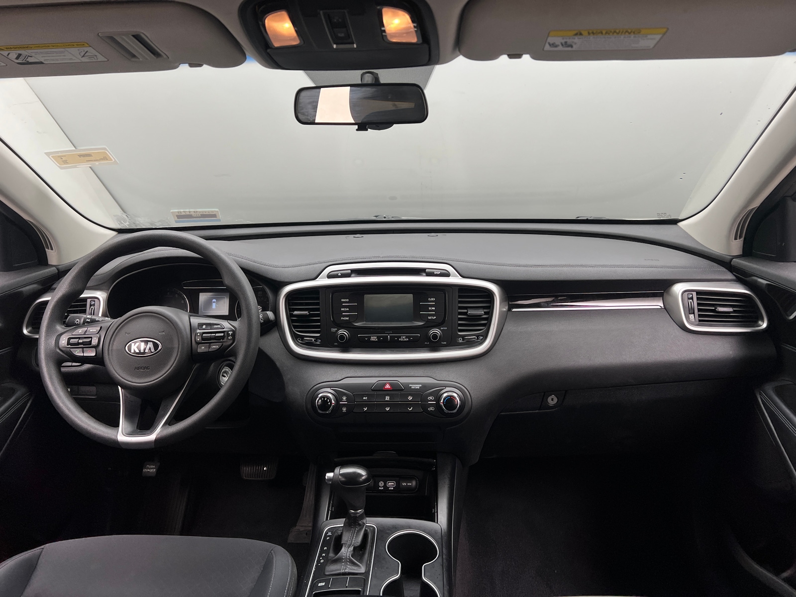 Thumbnail: 2016 Kia Sorento - 3