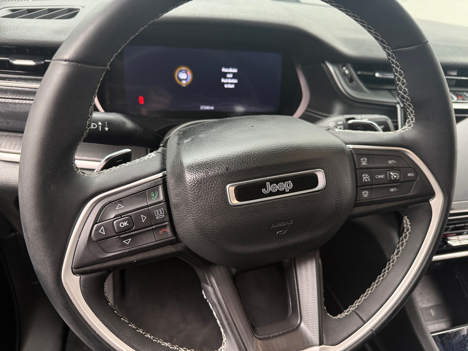 Thumbnail: 2023 Jeep Grand Cherokee - 5