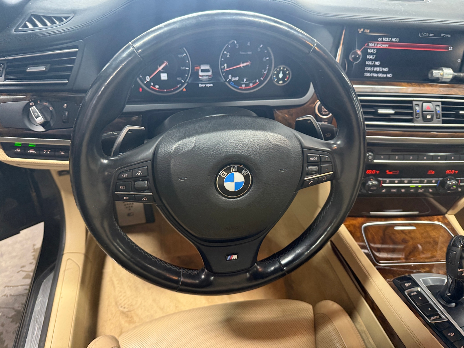 Thumbnail: 2015 BMW 7 Series - 4