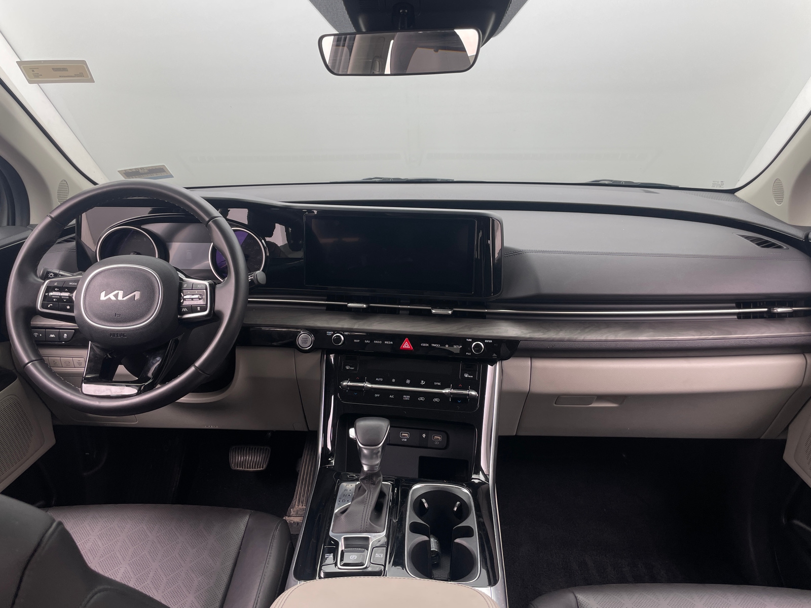Thumbnail: 2024 Kia Carnival - 2