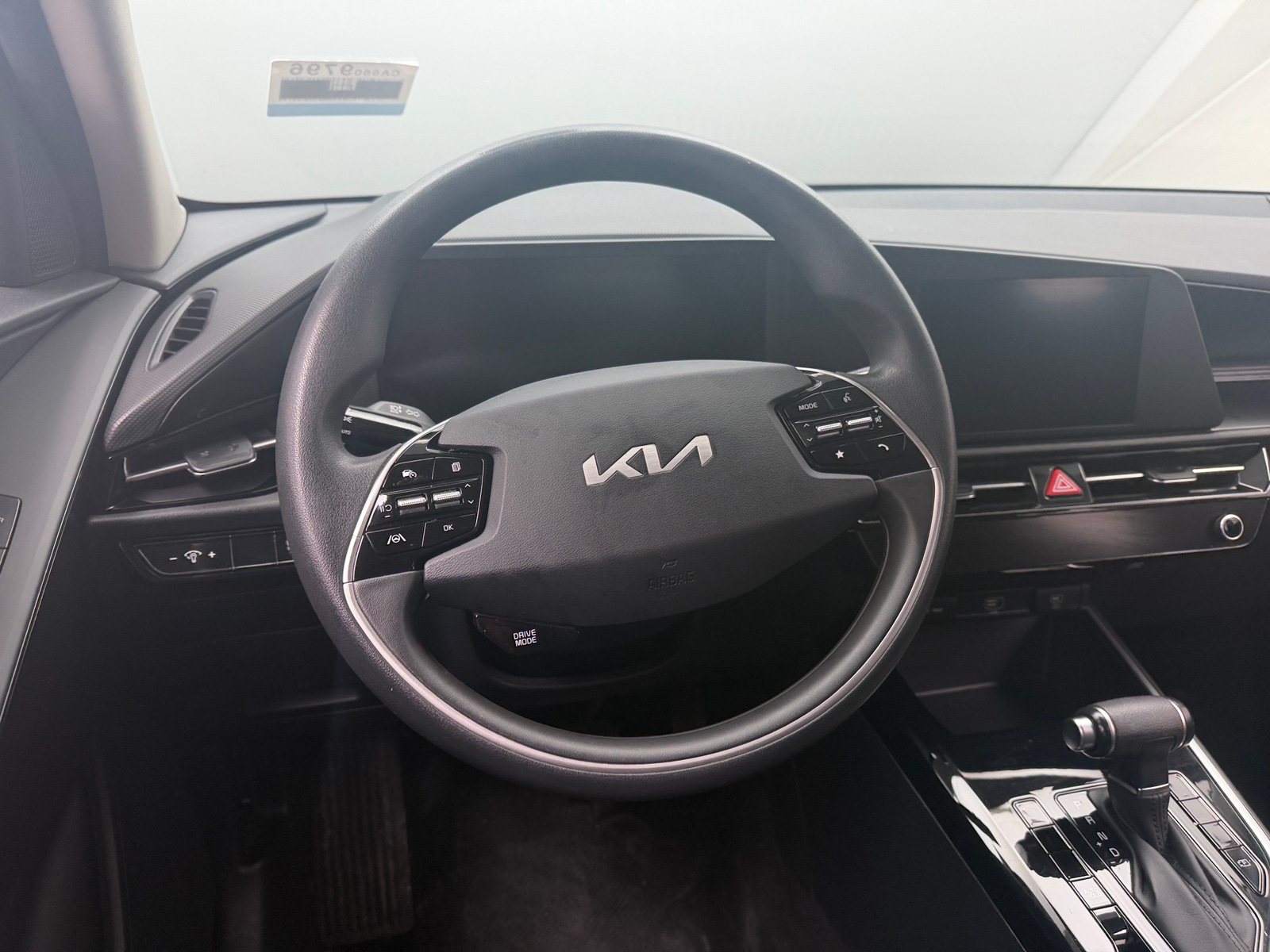 Thumbnail: 2023 Kia Niro - 5