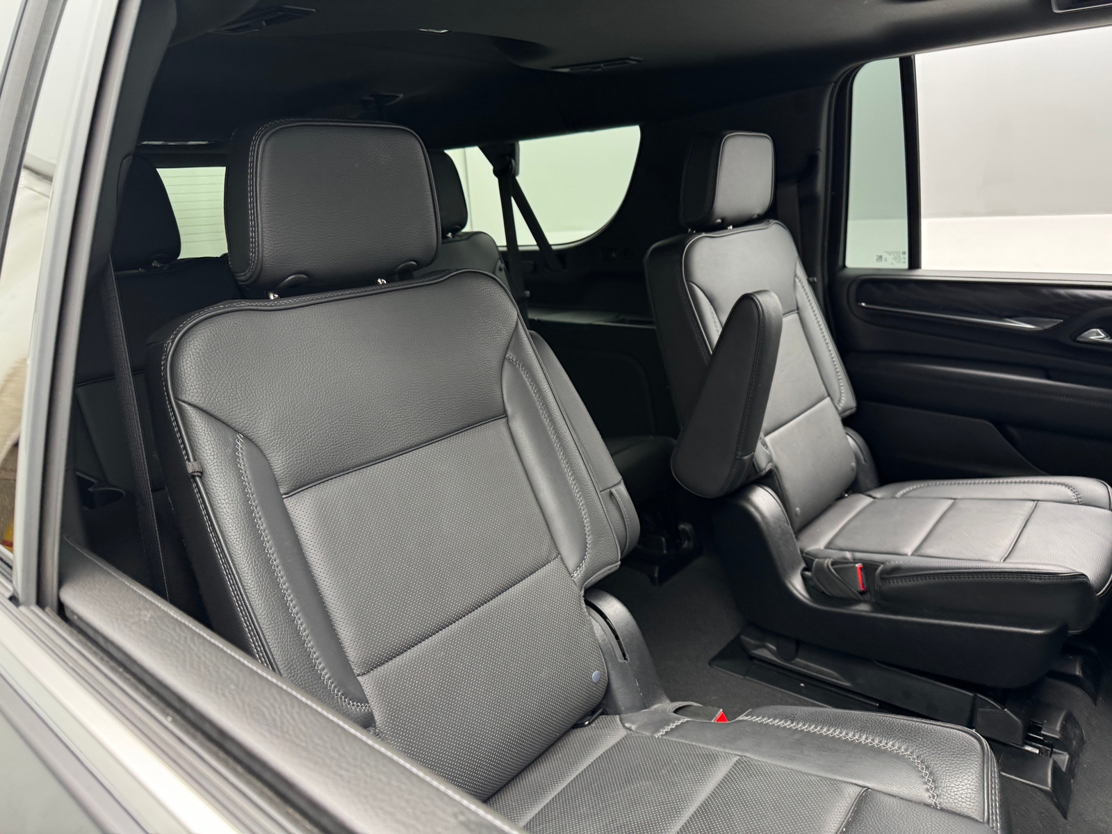 Thumbnail: 2023 GMC Yukon XL - 5