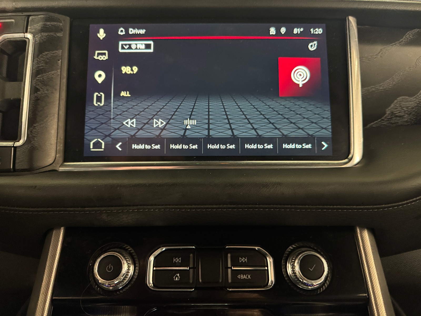 Thumbnail: 2023 GMC Yukon XL - 3