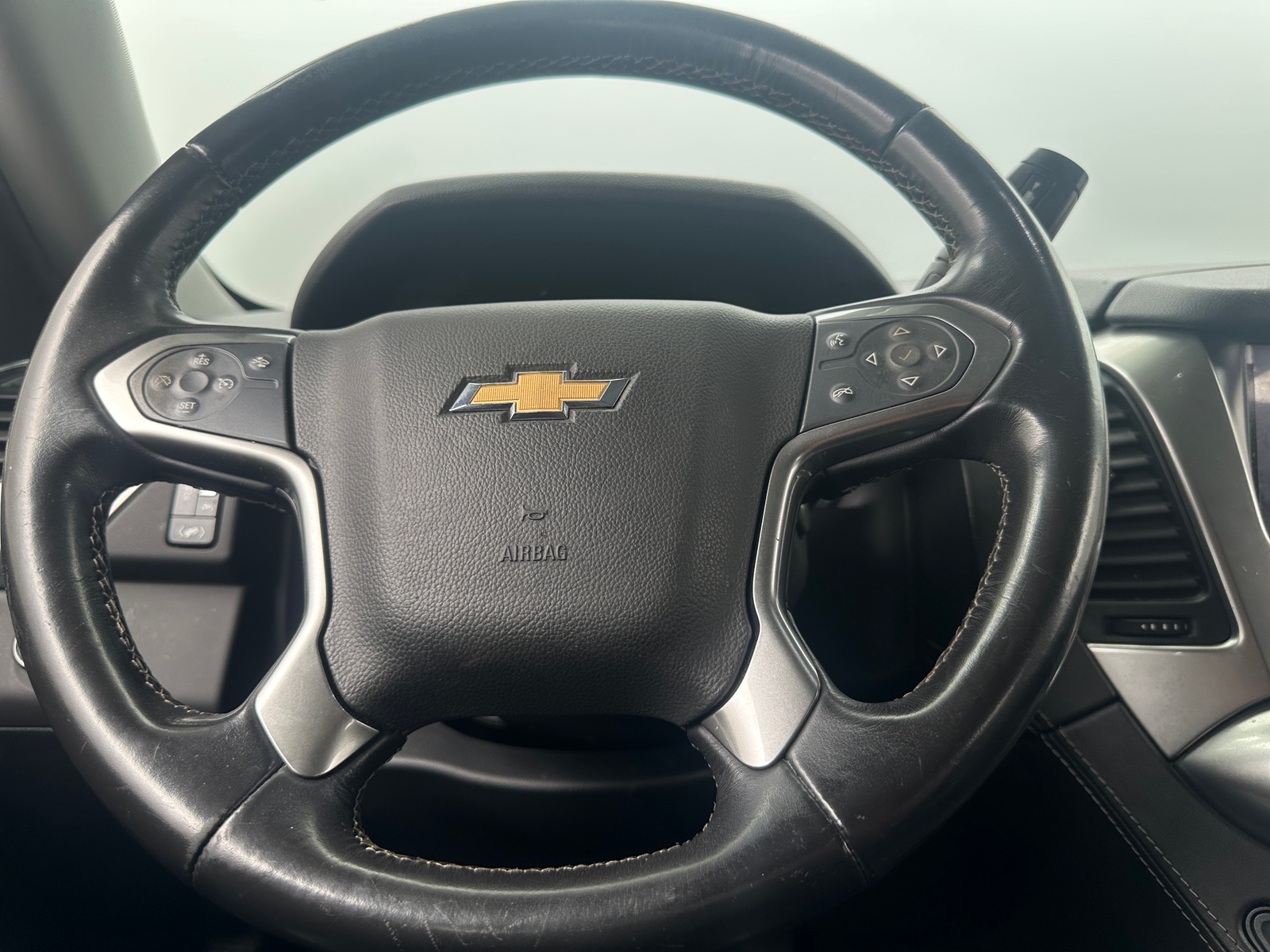 Thumbnail: 2018 Chevrolet Tahoe - 4