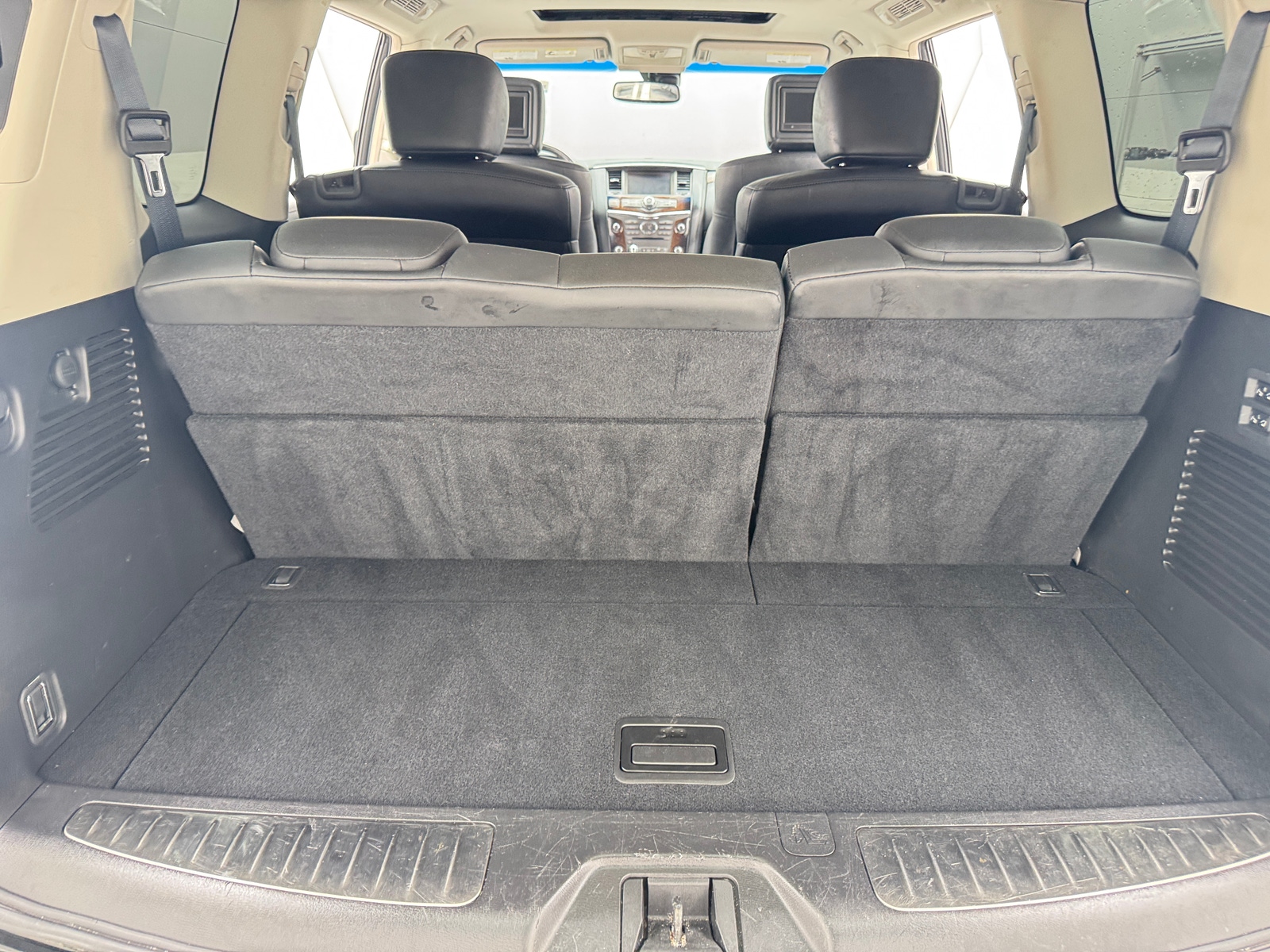 Thumbnail: 2014 INFINITI QX80 - 6
