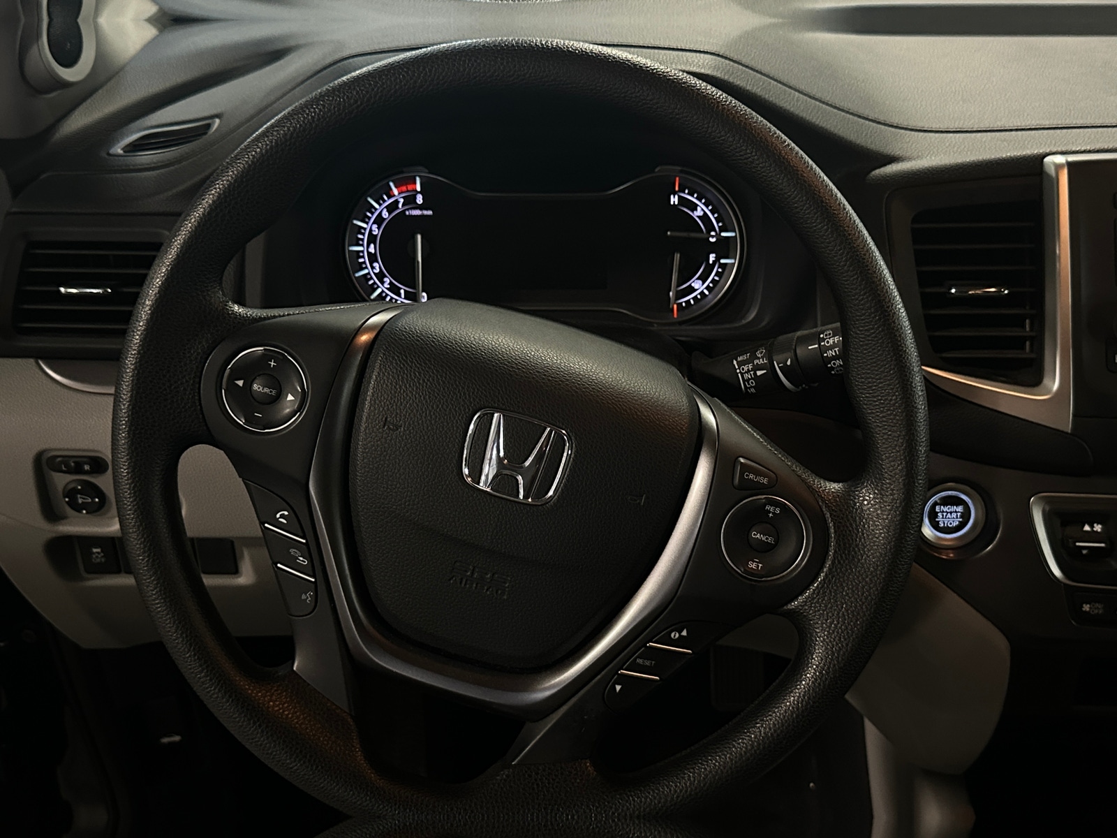Thumbnail: 2017 Honda Pilot - 5
