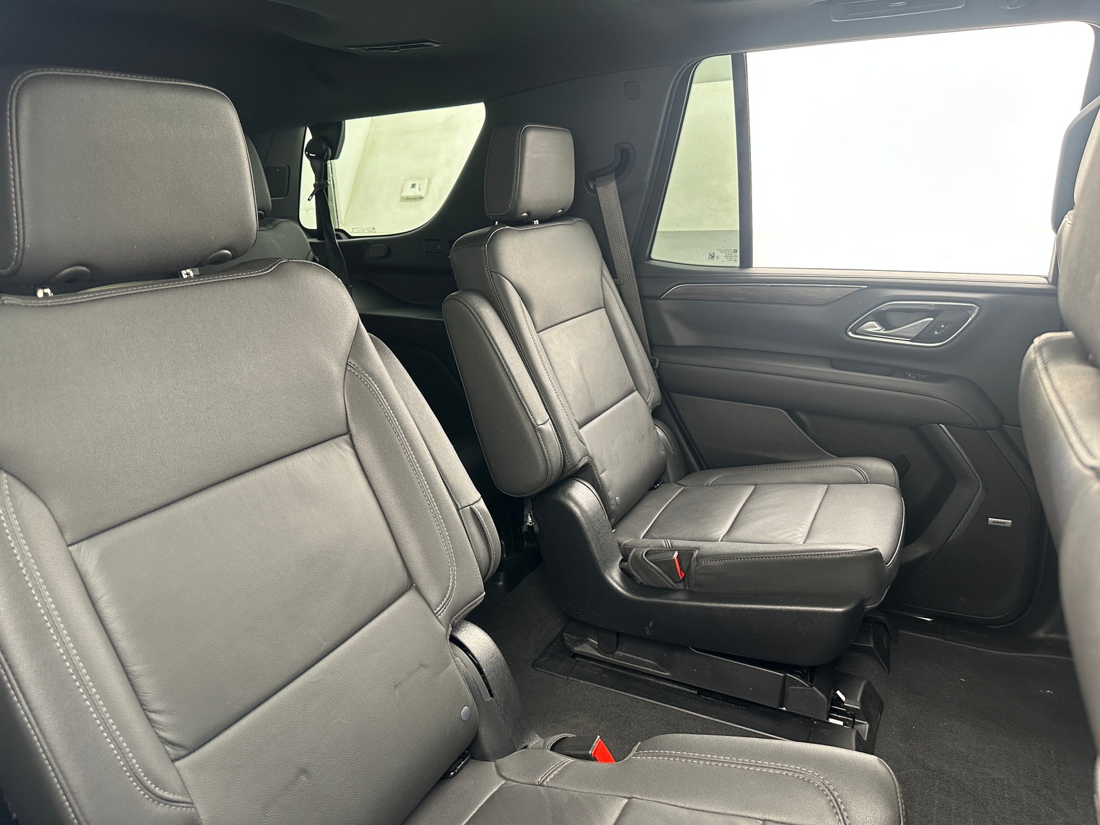 Thumbnail: 2023 Chevrolet Tahoe - 5