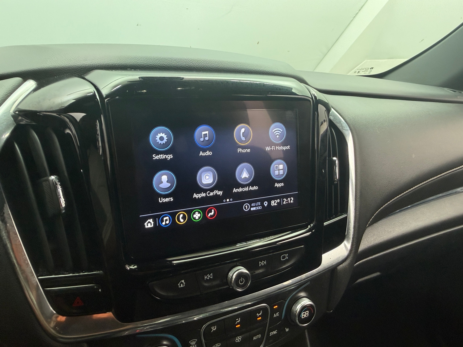 Thumbnail: 2023 Chevrolet Traverse - 3
